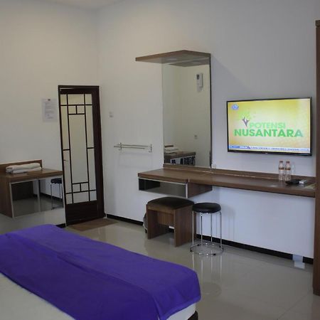 Sultan Guesthouse Tulungagung Esterno foto