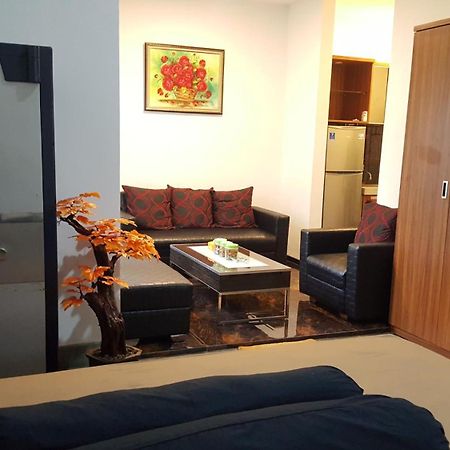 Sultan Guesthouse Tulungagung Esterno foto