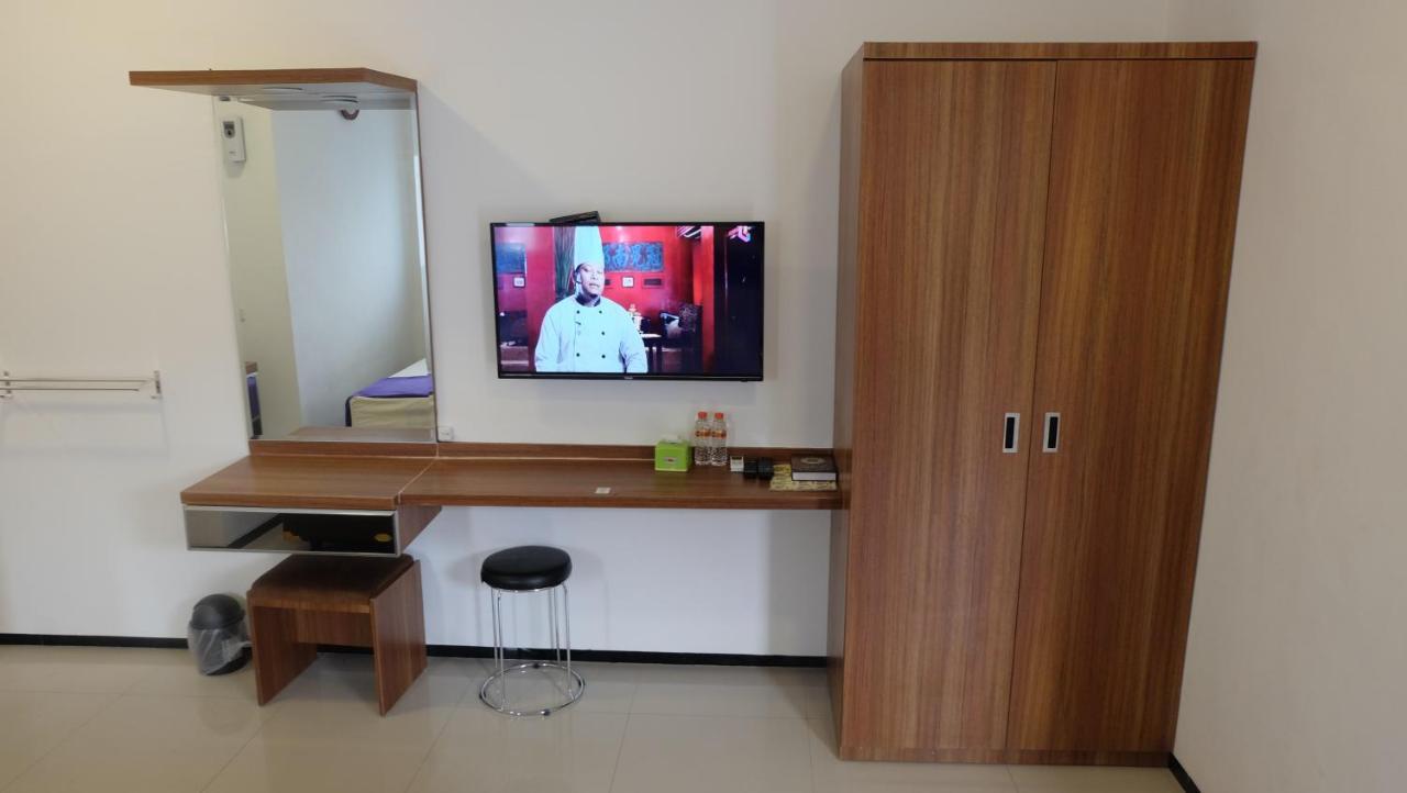 Sultan Guesthouse Tulungagung Esterno foto