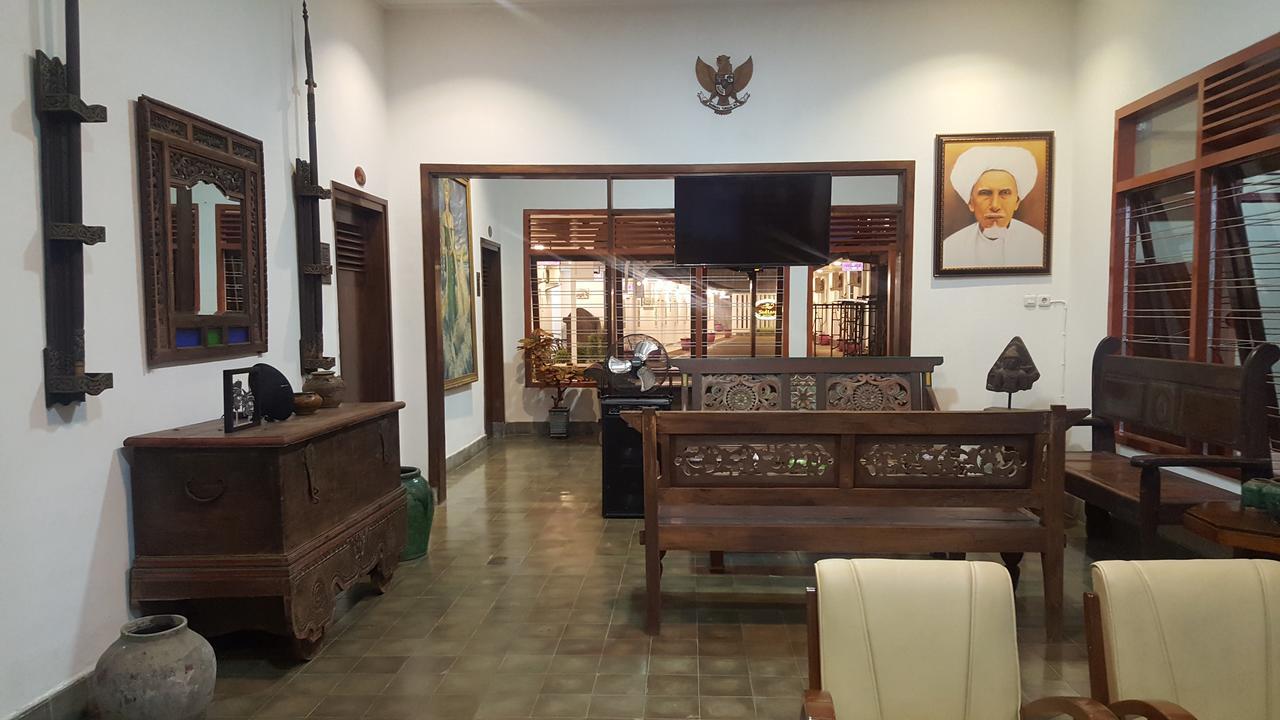 Sultan Guesthouse Tulungagung Esterno foto