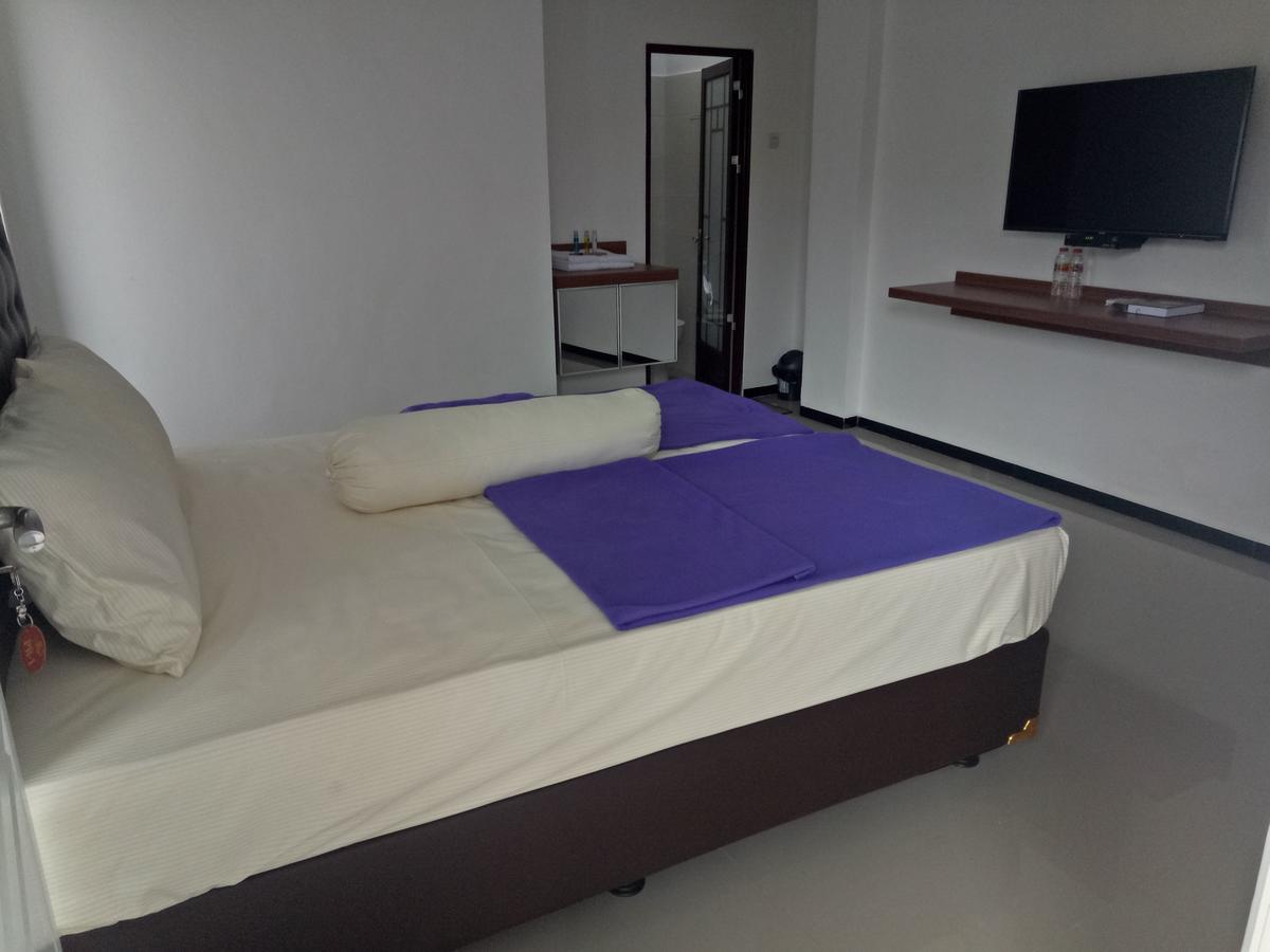 Sultan Guesthouse Tulungagung Esterno foto