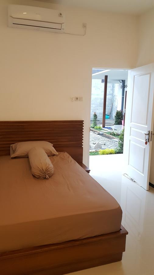 Sultan Guesthouse Tulungagung Esterno foto
