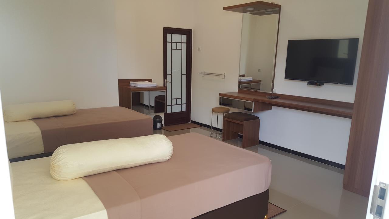 Sultan Guesthouse Tulungagung Esterno foto